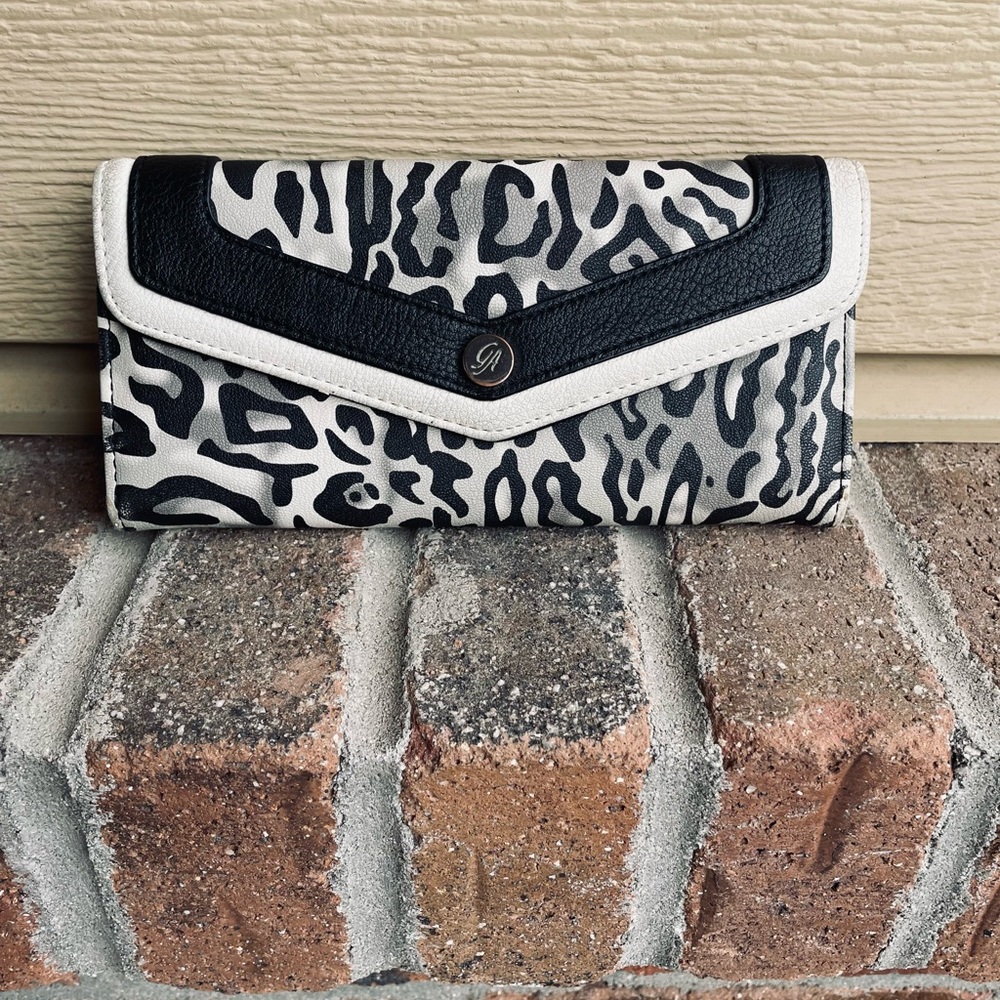 Grace Adele Snow Leopard Print Wallet